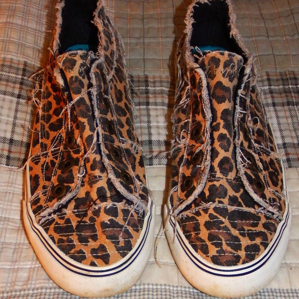 Blowfish Leopard Print Slip On Sneakers Sz. 9.5